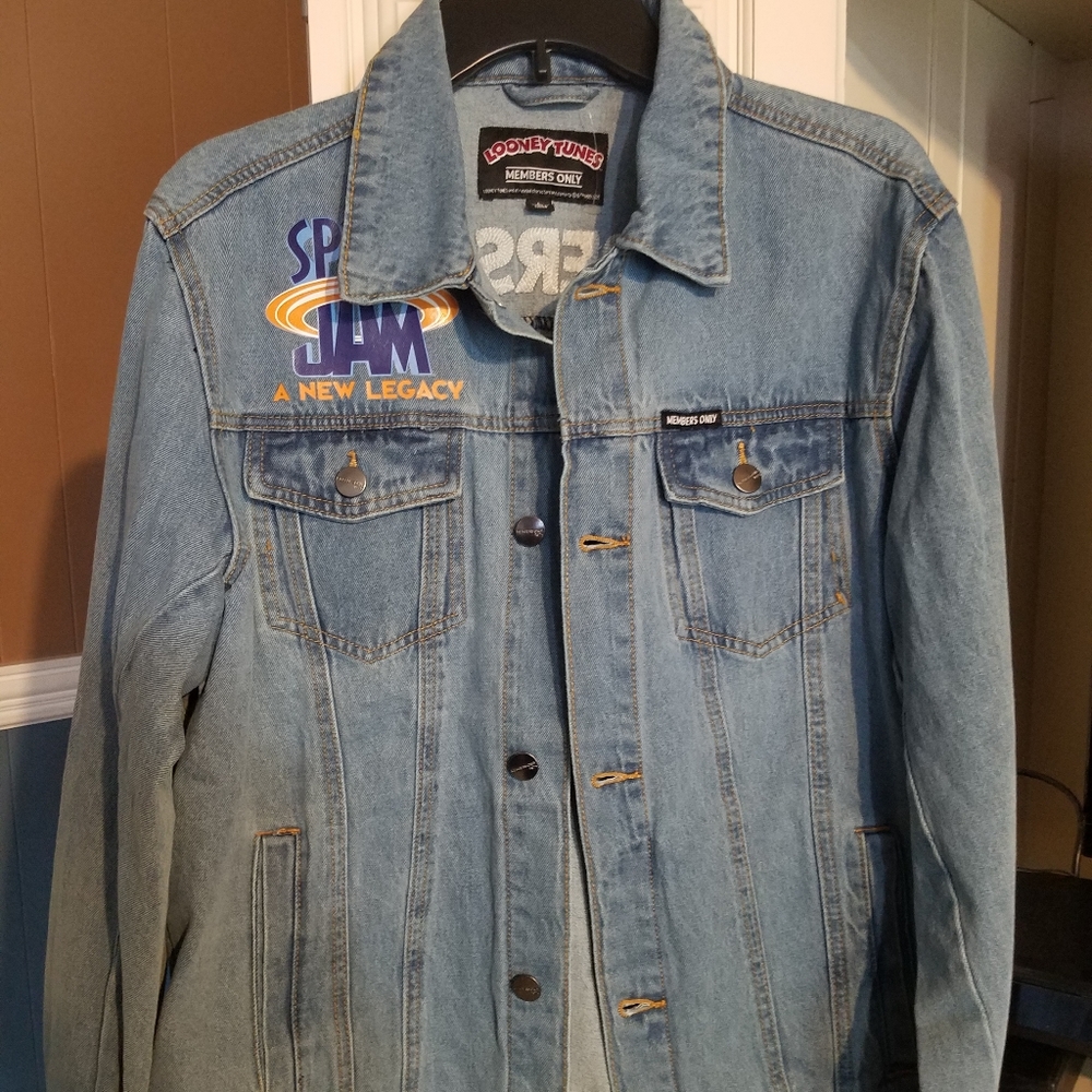 Members Only Looney Tunes Denim jean Jacket